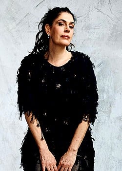 Paula Lavigne